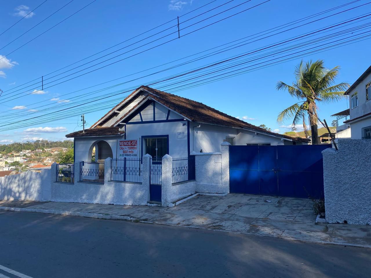 Casa + Terreno em Bicas